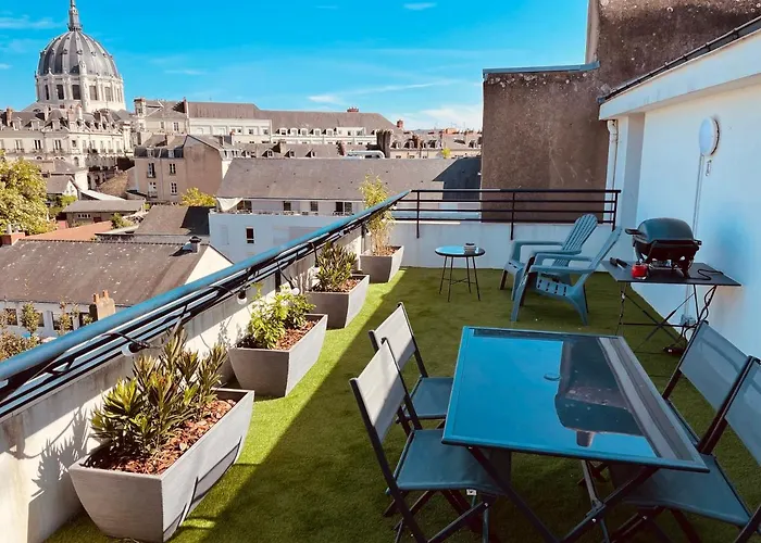 Grand Studio, Belle Terrasse Avec Vue